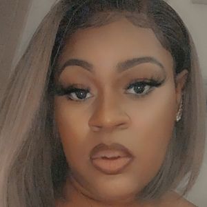 Meet your Posher, Posh